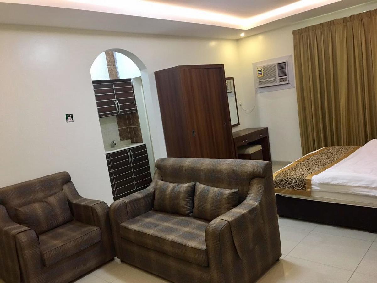 Raha Suites Dammam Esterno foto